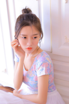 女邻居的大乳HD